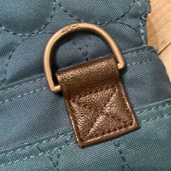 THIRTY-ONE Quilted Backpack Hunter Green w/ Removable Straps & Brown Trim - Picture 11 of 11